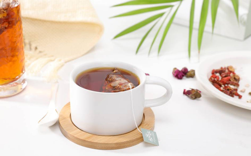 The health benefits of hot water drinks