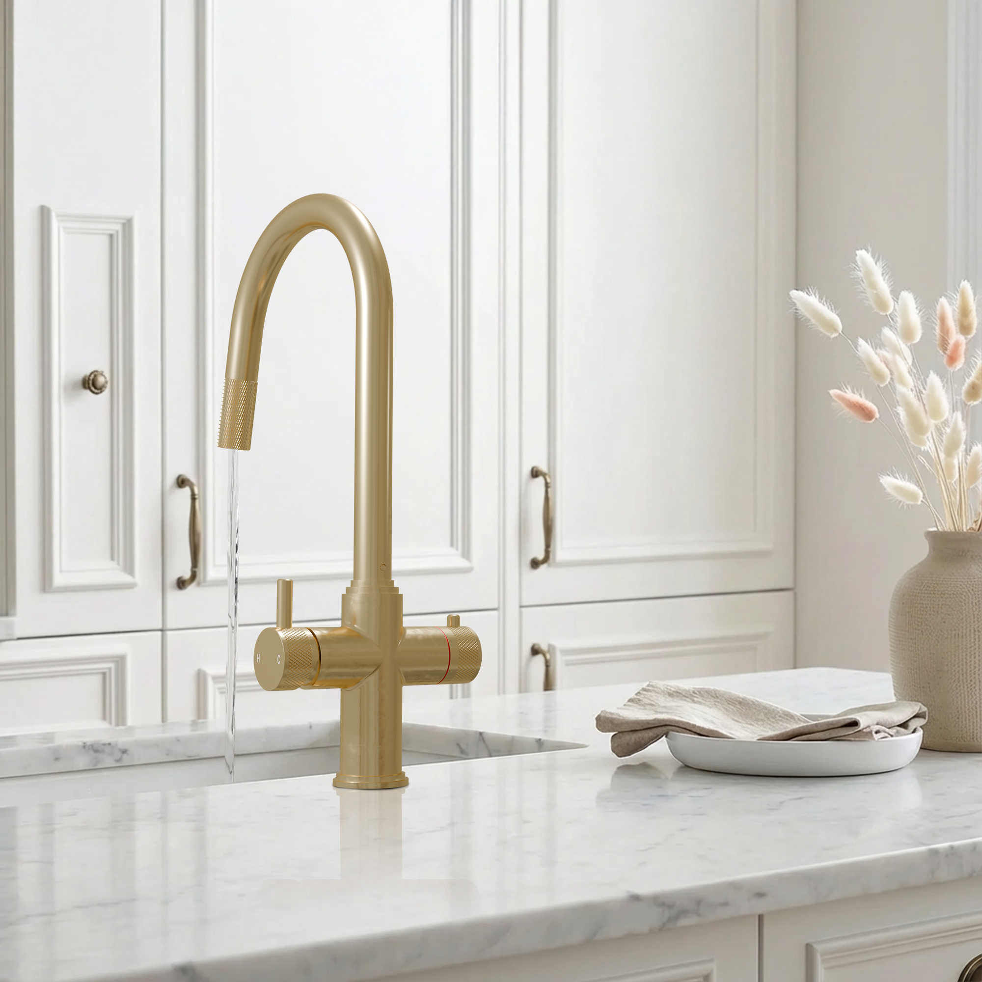 Image of Fohen Kyros 4-in-1 Pull Out Brushed Brass