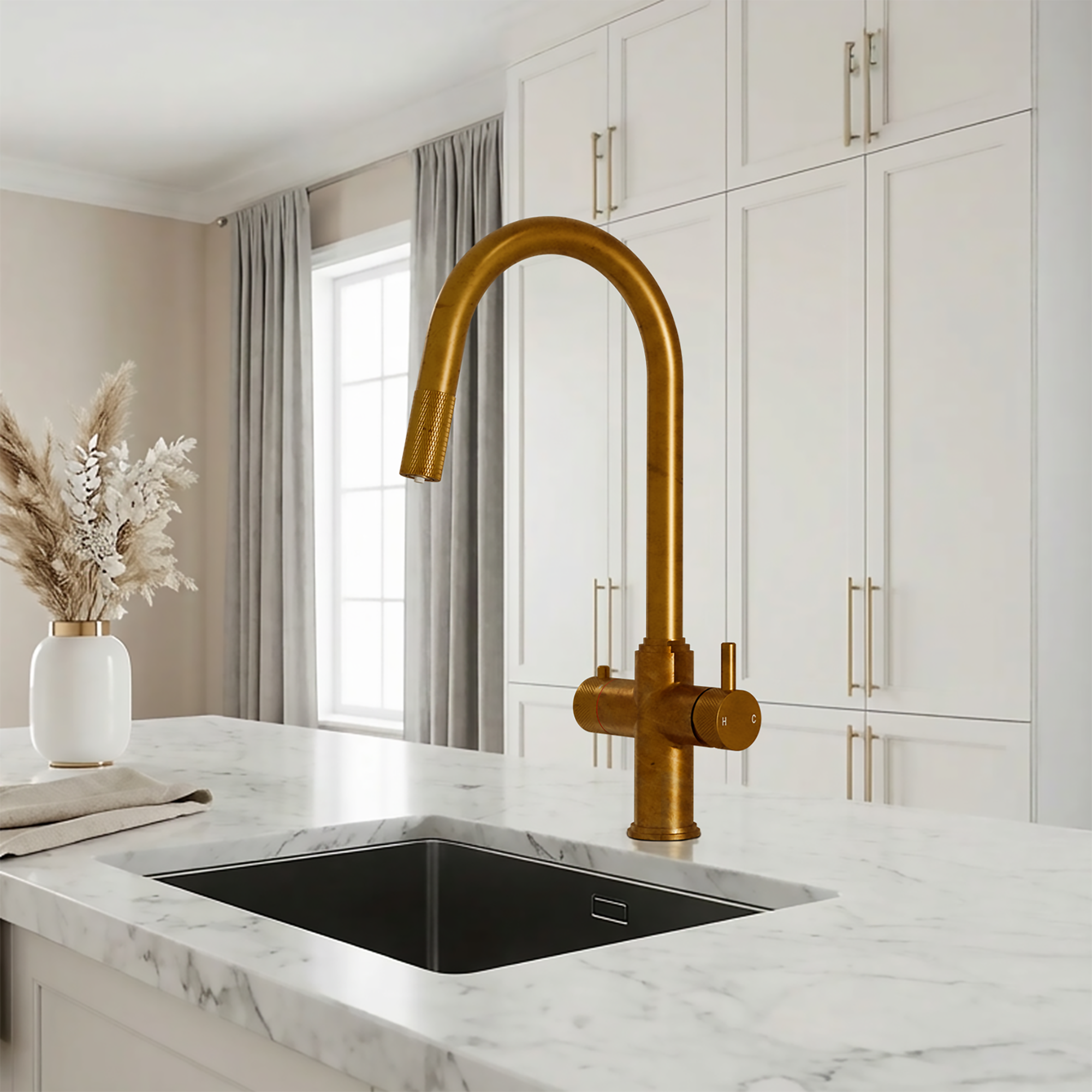 Image of Fohen Kyros 4-in-1 Pull Out Aged Brass