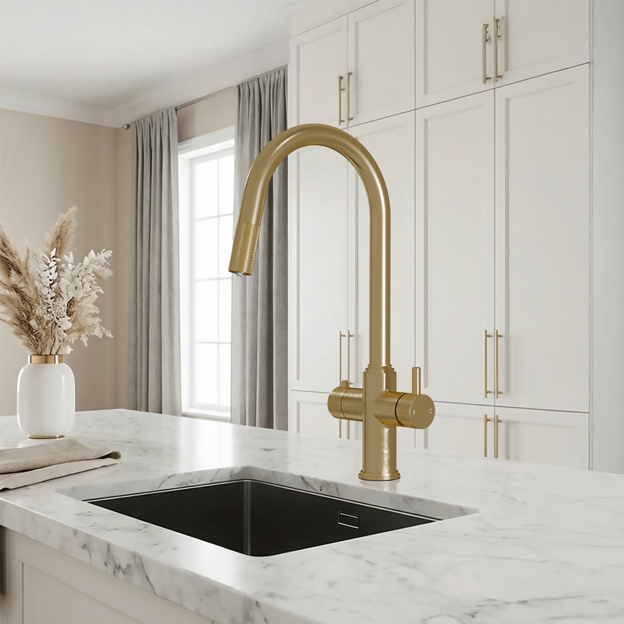 Image of Fohen Kyros 4-in-1 Pull Out Brushed Brass