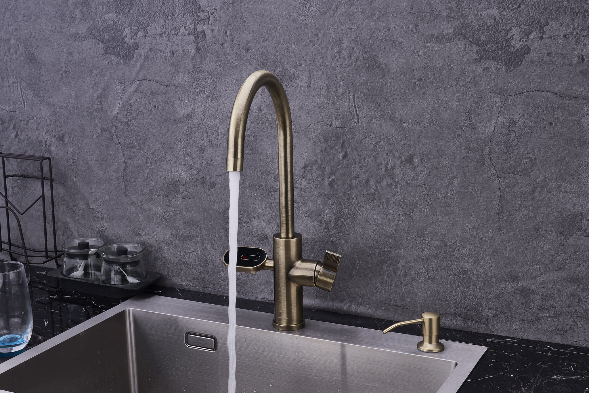 Image of Hanström 4-in-1 Nexa Digital - Antique Brass