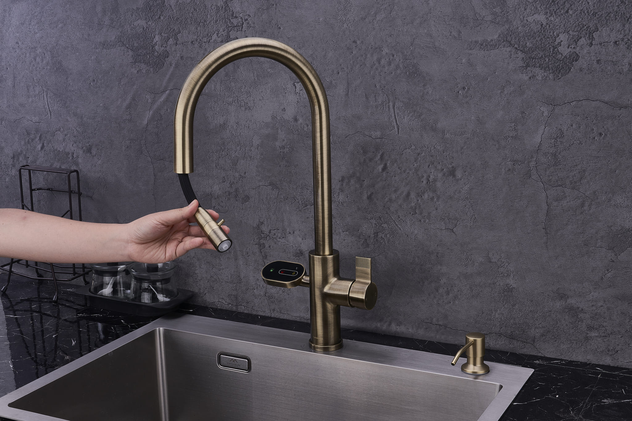 Image of Hanström 4-in-1 Nexa Digital Pullout - Antique Brass