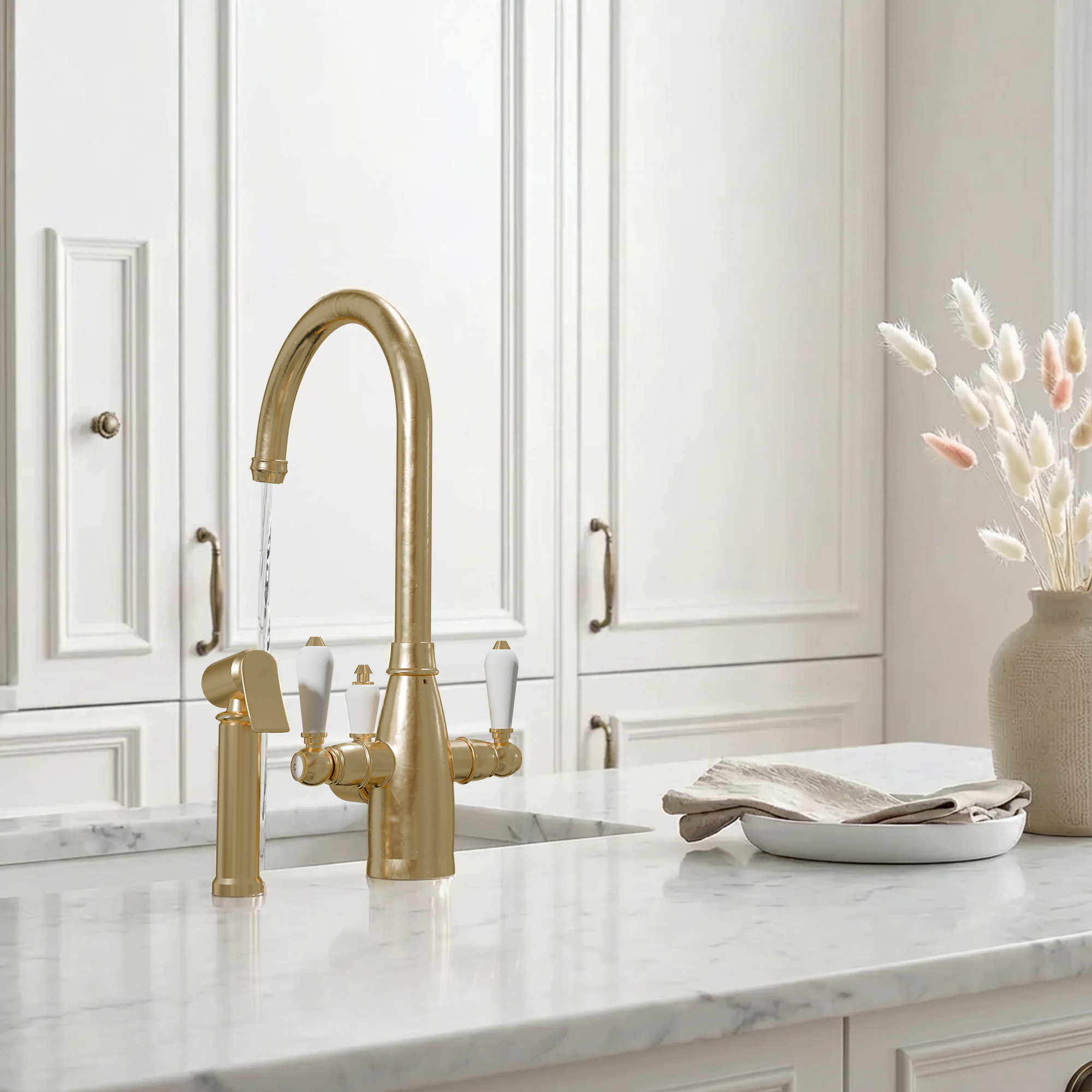 Image of Fohen Tate 3-in-1 + Spray Brushed Brass