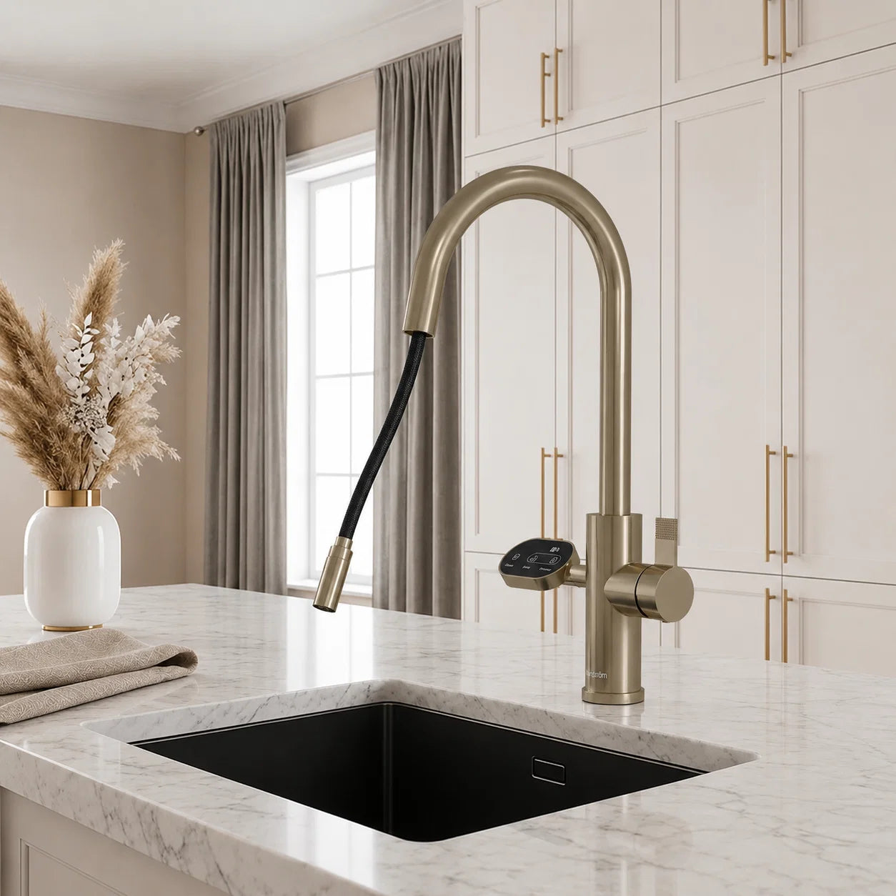 4-in-1 Hanström Nexa Digital Pullout - Brushed Brass